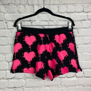 🆕 UGG Size Medium Black Pink Heart Soft Pull On Shorts Brand New